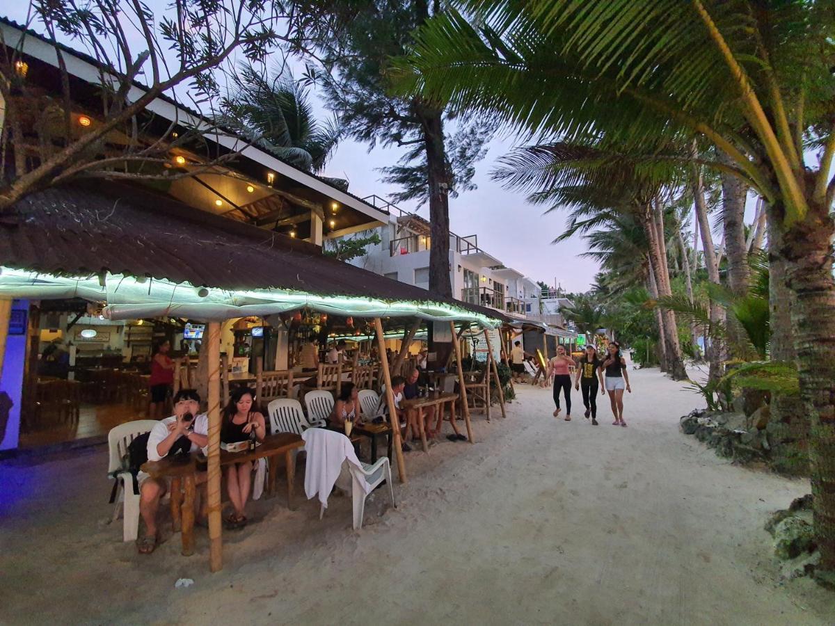 Cocoloco Beach Resort Manoc-Manoc Extérieur photo