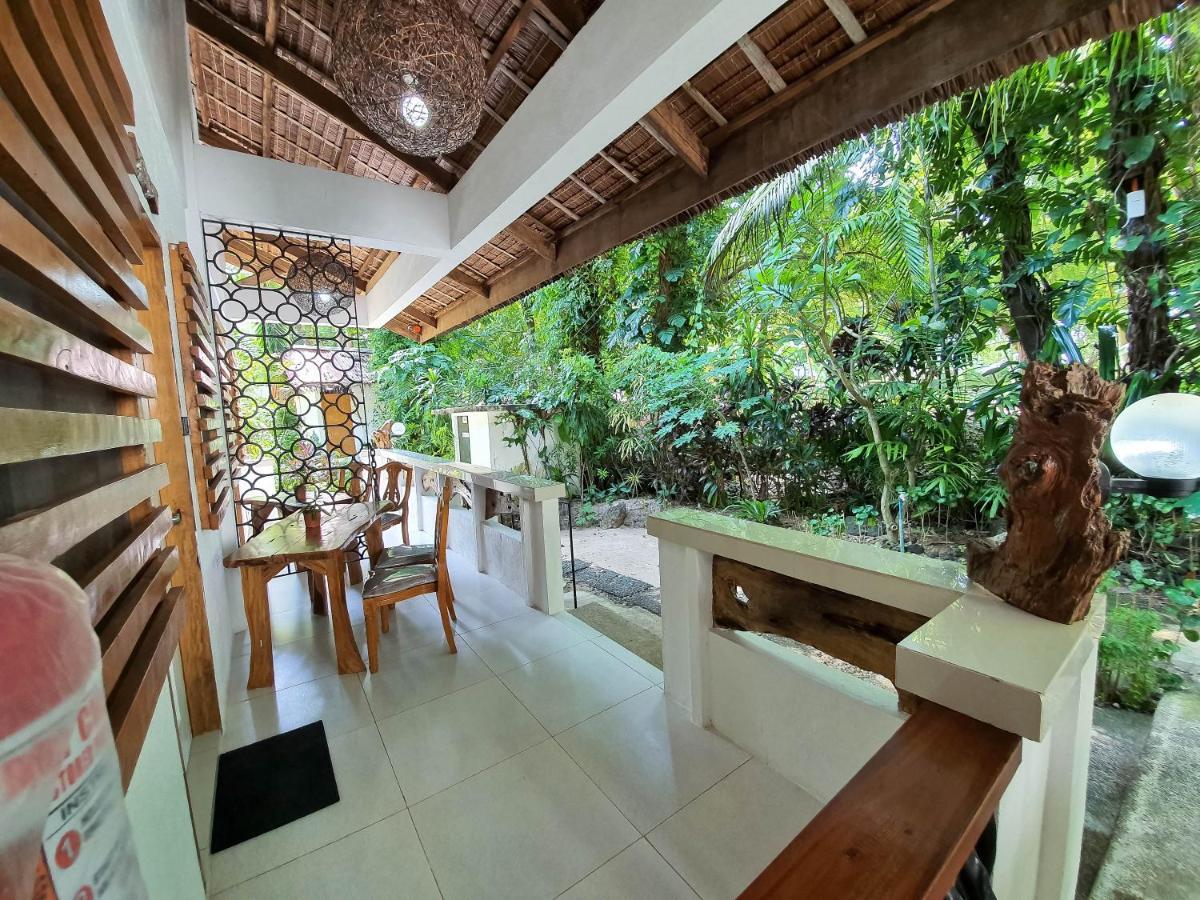 Cocoloco Beach Resort Manoc-Manoc Extérieur photo