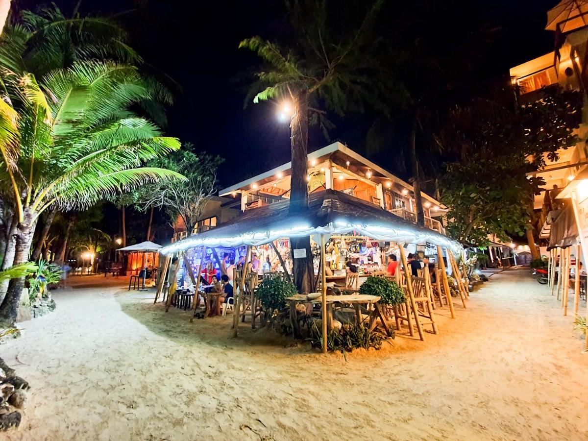 Cocoloco Beach Resort Manoc-Manoc Extérieur photo